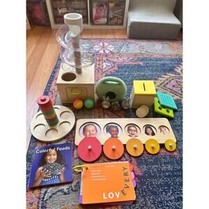 Lovevery Babbler Play Kit